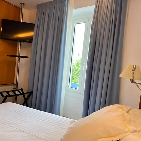 호텔 플라트하도르 시체스